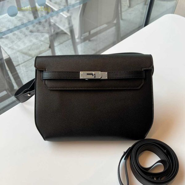 designer kelliess handbags hemres 2023 new genuine leather palm pattern bag women's fashion shoulder envelope mailman has logo l8m4
designer kelliess handbags hemres 2023 new genuine leather palm pattern bag women's fashion shoulder envelope mailman has logo l8m4