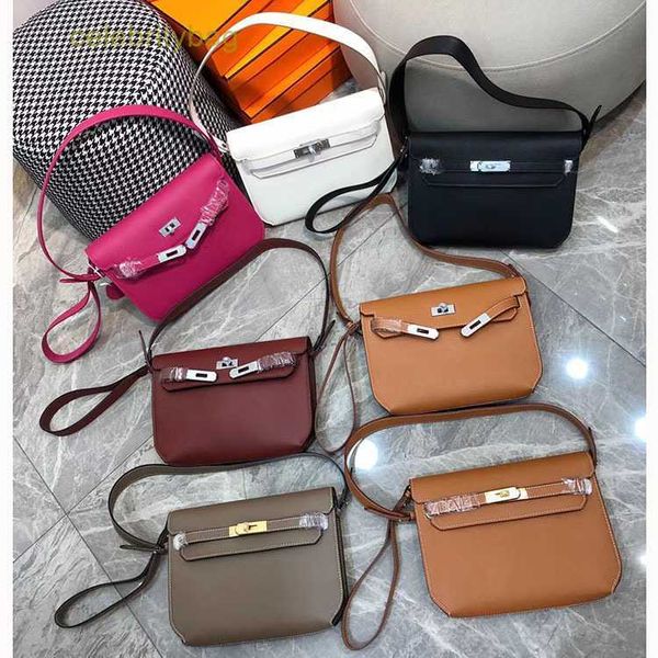 designer kelliess handbags hemres cowhide bag women's high grade 100 strap hand palmprint small square large capacity handheld one shou
designer kelliess handbags hemres cowhide bag women's high grade 100 strap hand palmprint small square large capacity handheld one shou