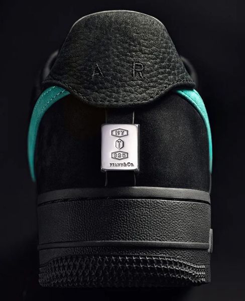 2023 release authentic shoes & co. x air 1 low dz1382-001 black/multi-color men women sports sneakers with original box
2023 release authentic shoes & co. x air 1 low dz1382-001 black/multi-color men women sports sneakers with original box