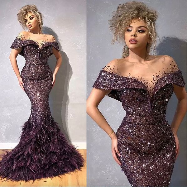 glitter mermaid evening dresses sheer jewel neck sequins feather long prom dress capped short sleeves sweep train formal party gown, Black;red
glitter mermaid evening dresses sheer jewel neck sequins feather long prom dress capped short sleeves sweep train formal party gown, Black;red