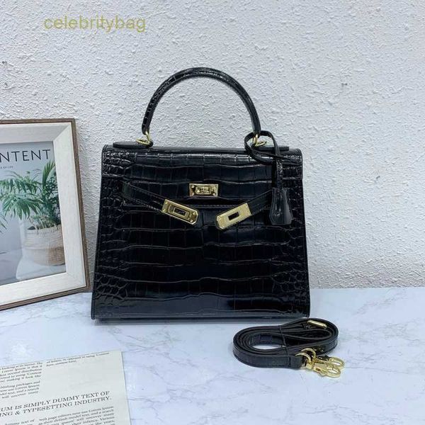 designer kelyss handbags hemrres h25cm 28cm crocodile pattern leather women's trend versatile one shoulder diagonal cow hand has logo v
designer kelyss handbags hemrres h25cm 28cm crocodile pattern leather women's trend versatile one shoulder diagonal cow hand has logo v