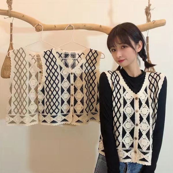 women's vests women's retro argyle diamond plain crochet sweater vest sleeveless knitted button down cardigan jacket 230408, Black;white
women's vests women's retro argyle diamond plain crochet sweater vest sleeveless knitted button down cardigan jacket 230408, Black;white