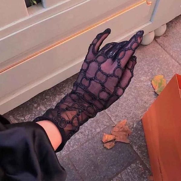 chic letter embroidery lace gloves sunscreen drive mittens women long mesh glove, Blue;gray
chic letter embroidery lace gloves sunscreen drive mittens women long mesh glove, Blue;gray