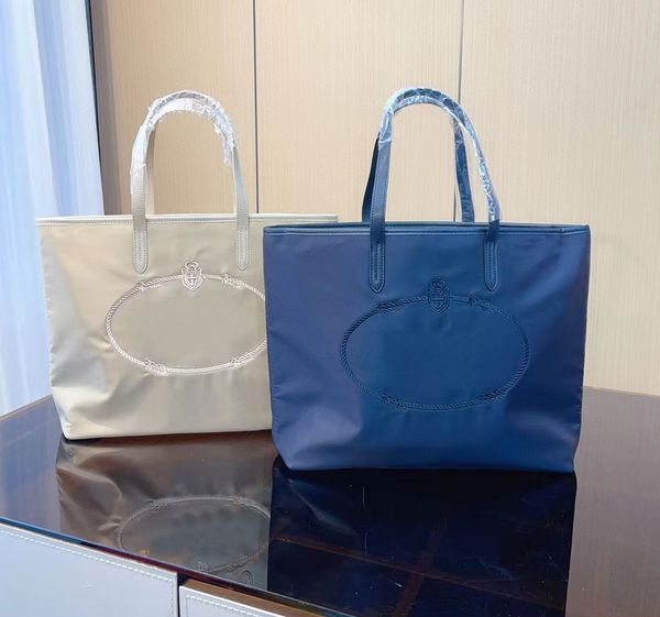 fashion brand luxury nylon tote shopping bag designer handbag flower design large high-quality women's bag for free
fashion brand luxury nylon tote shopping bag designer handbag flower design large high-quality women's bag for free