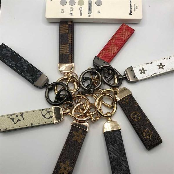 fashionable mini vintage plaid universal keychain for men and women, Slivery;golden
fashionable mini vintage plaid universal keychain for men and women, Slivery;golden