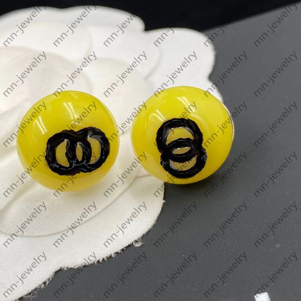fashion ladies personalized minion stud earrings. european and american simple fashion designer earrings for women.orrous designer jewelry, Golden;silver
fashion ladies personalized minion stud earrings. european and american simple fashion designer earrings for women.orrous designer jewelry, Golden;silver