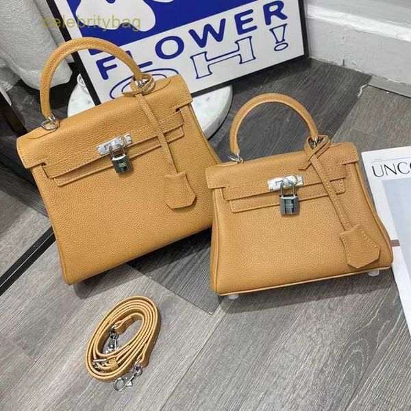 designer kellies handbags hemres small wide shoulder belt minitogo cow leather 2023 new single portable crossbody has logo gylt
designer kellies handbags hemres small wide shoulder belt minitogo cow leather 2023 new single portable crossbody has logo gylt