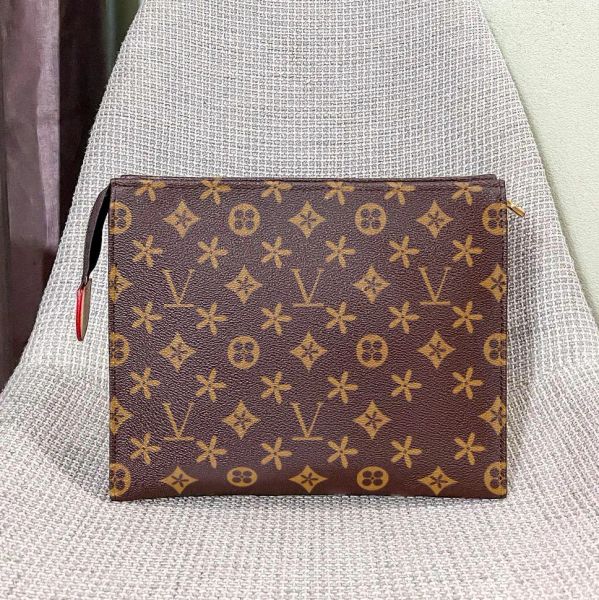make up toiletry makeup louvis wash bags cosmetic make up women's man purse mens genuine leather shoulder bags totes clutch cross body
make up toiletry makeup louvis wash bags cosmetic make up women's man purse mens genuine leather shoulder bags totes clutch cross body