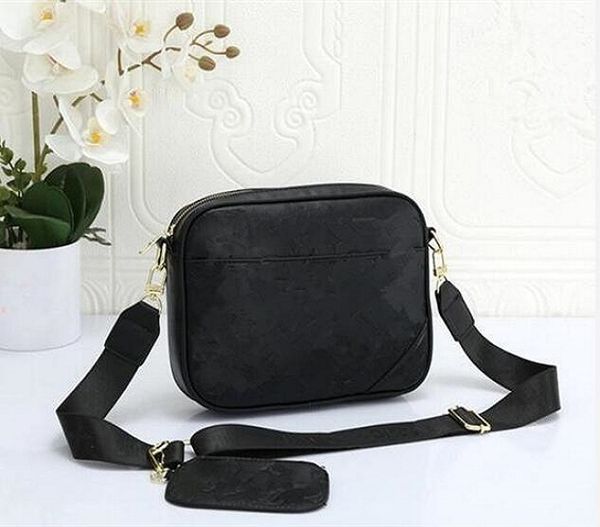 luxury design men's mini messenger bag business male small shoulder crossbody flap bags women handbag phone purse trend
luxury design men's mini messenger bag business male small shoulder crossbody flap bags women handbag phone purse trend