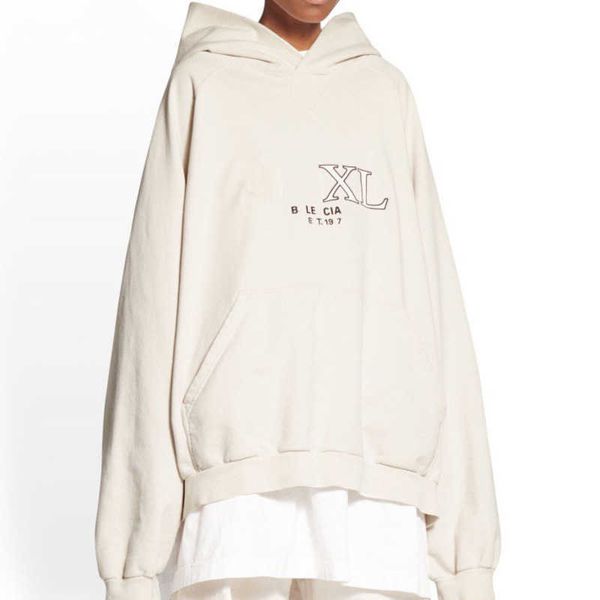 designer t shirt shirt edition autumn winter personalized embroidery ins round neck loose long sleeve, Black
designer t shirt shirt edition autumn winter personalized embroidery ins round neck loose long sleeve, Black