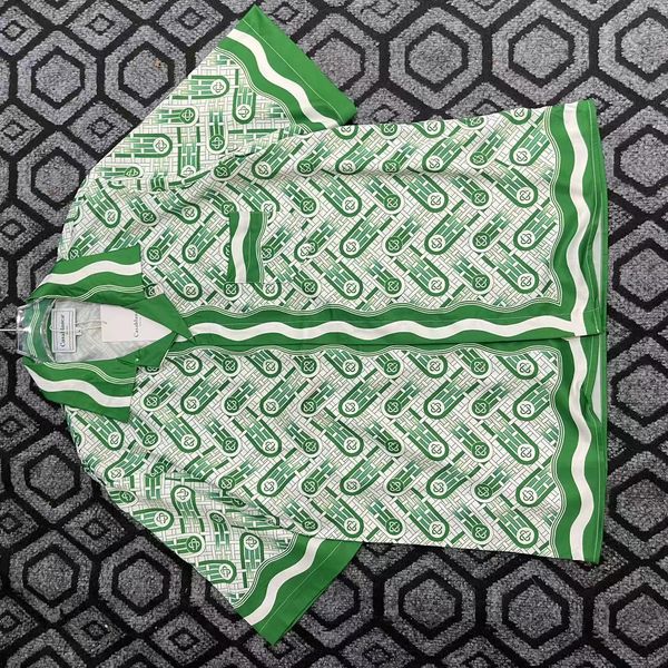 2023 summer new wonderful mens designer luxury beautiful printing shirts - us size shirts - mens designer button short sleeve shirts, White;black
2023 summer new wonderful mens designer luxury beautiful printing shirts - us size shirts - mens designer button short sleeve shirts, White;black
