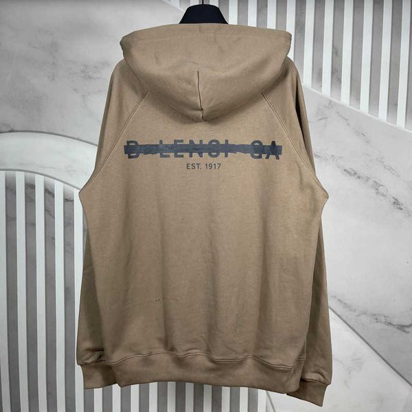 designer's new men's women's short sleeved sportswear set shirt high version 2023 early spring new luxury black tape graffiti
designer's new men's women's short sleeved sportswear set shirt high version 2023 early spring new luxury black tape graffiti