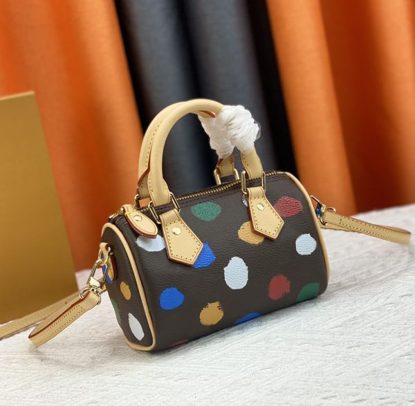 designer womens shoulder bag luxury nano speedy handbags brown flower letter leather mini tote embossed crossbody bags ladies fashion makeup
designer womens shoulder bag luxury nano speedy handbags brown flower letter leather mini tote embossed crossbody bags ladies fashion makeup