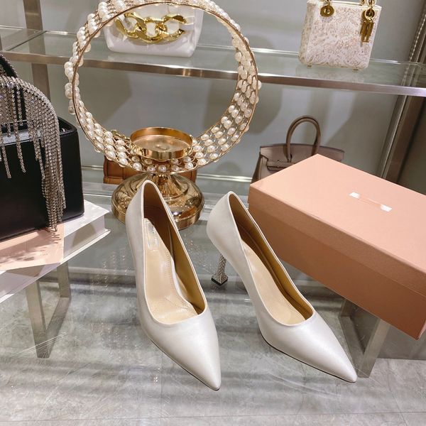 italian spring miu designer and autumn high-heeled shoes classic fashion women's black high-heeled shoes special mesh shoes diamond san
italian spring miu designer and autumn high-heeled shoes classic fashion women's black high-heeled shoes special mesh shoes diamond san