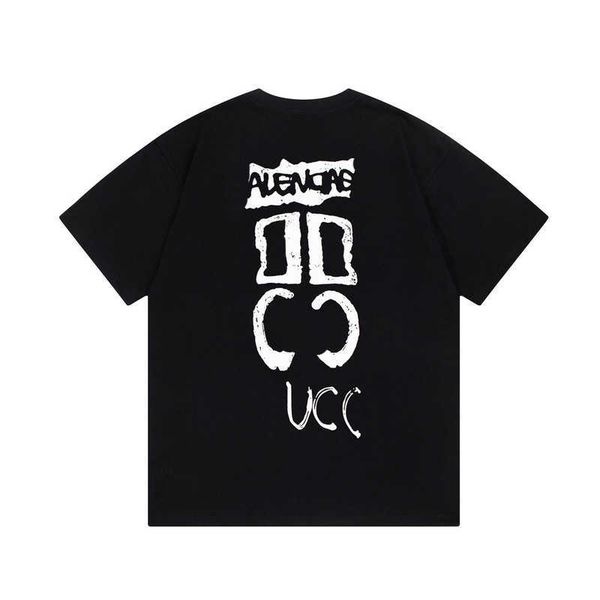 luxury designer's new men's and women's short sleeved sportswear set high edition new family co branded letter printed short, White;black
luxury designer's new men's and women's short sleeved sportswear set high edition new family co branded letter printed short, White;black