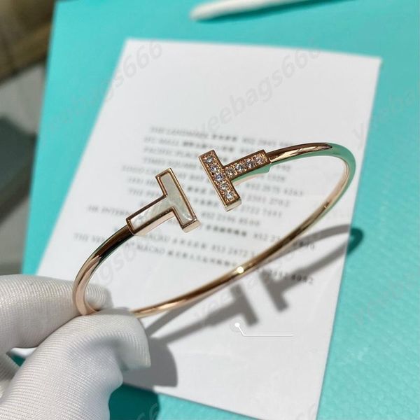 fashion bracelet bangle christmas gift ladies jewelry trend letter square bracelet with original velvet bag with box, Black
fashion bracelet bangle christmas gift ladies jewelry trend letter square bracelet with original velvet bag with box, Black