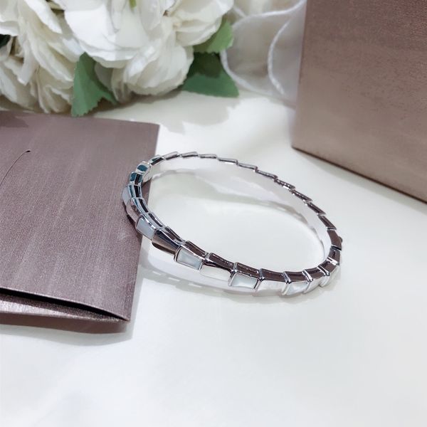 the new 925 sterling silver snake shaped bracelet is plated with rose gold, with a light luxury and non fading snake bone bracelet, Black
the new 925 sterling silver snake shaped bracelet is plated with rose gold, with a light luxury and non fading snake bone bracelet, Black