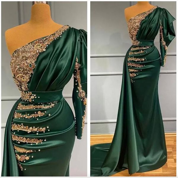 dark green satin mermaid evening dresses with gold lace appliques pearls beads one shoulder pleats long formal party occasion prom gowns for, Black;red
dark green satin mermaid evening dresses with gold lace appliques pearls beads one shoulder pleats long formal party occasion prom gowns for, Black;red