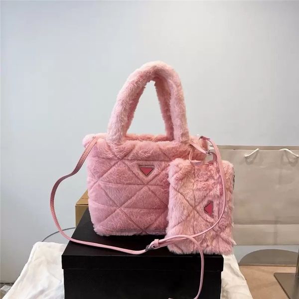 2023 new style designer womens bag warm soft furry handbag with wallet pink green black cool fashion handbags girl's luxury bags pretty, Black;red
2023 new style designer womens bag warm soft furry handbag with wallet pink green black cool fashion handbags girl's luxury bags pretty, Black;red