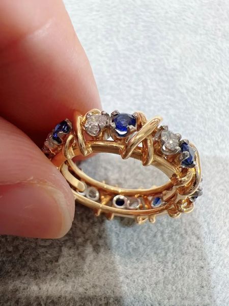 gold silver stones rings classic luxury for women men luxury fashion jewelry designer jewlery party gifts accessories wedding cool girls siz
gold silver stones rings classic luxury for women men luxury fashion jewelry designer jewlery party gifts accessories wedding cool girls siz