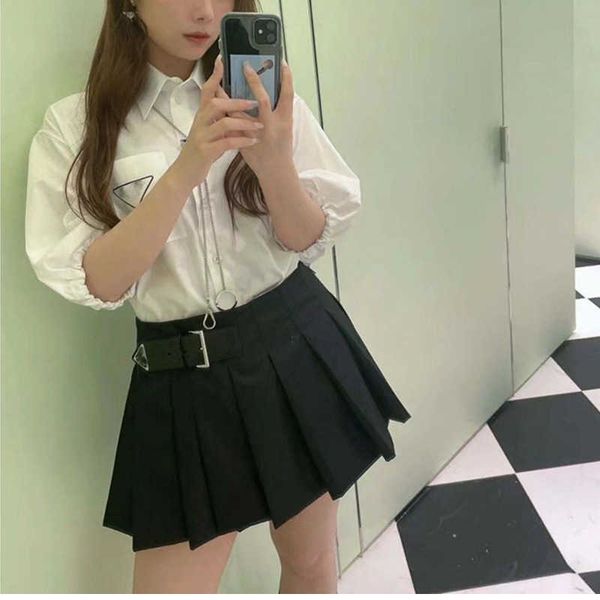 luxury designer's new men's and women's short sleeved sportswear set shirt family triangle nylon pleated 2023 summer new high, Black
luxury designer's new men's and women's short sleeved sportswear set shirt family triangle nylon pleated 2023 summer new high, Black