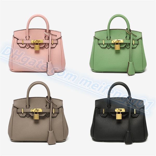 fashion brand designer genuine leather bags women's crossover bag simple and fashionable shoulder bag luxurious small handbag for women
fashion brand designer genuine leather bags women's crossover bag simple and fashionable shoulder bag luxurious small handbag for women