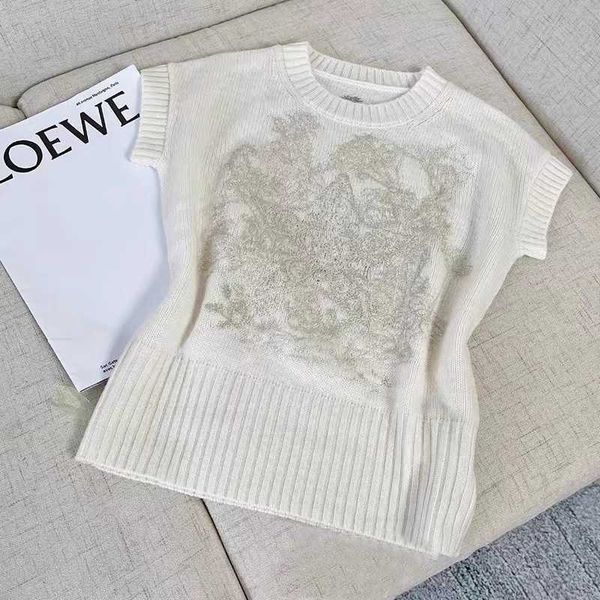 designer t shirt summer 2023 temperament heavy work embroidery gold thread five point star knit shirt tank women, White;black
designer t shirt summer 2023 temperament heavy work embroidery gold thread five point star knit shirt tank women, White;black