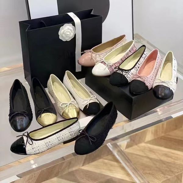 xiaoxiangfeng beach to sandals women's black white pink double o formal wedding casual shoes
xiaoxiangfeng beach to sandals women's black white pink double o formal wedding casual shoes