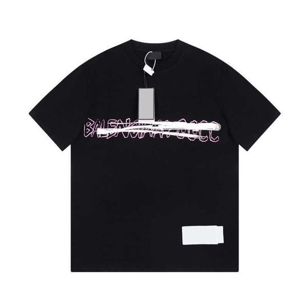 luxury designer's men's and women's sleeved sportswear set shirt high version family co-branded new graffiti incomplete lette, White;black
luxury designer's men's and women's sleeved sportswear set shirt high version family co-branded new graffiti incomplete lette, White;black