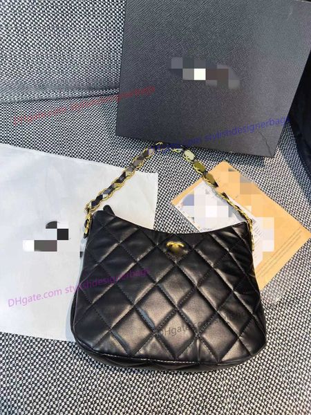 totes luxurys designers bags handbag satchelbags tote bag for women pu material and metal combination chain genuine leather shoulderbag 49f3
totes luxurys designers bags handbag satchelbags tote bag for women pu material and metal combination chain genuine leather shoulderbag 49f3