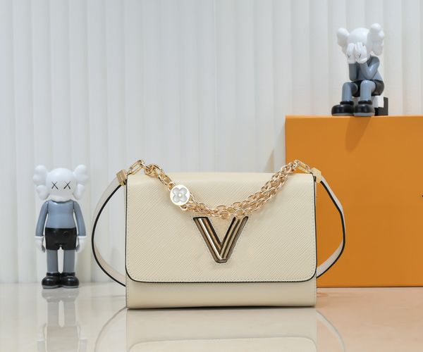 luxury women's handbag canvas solid color shoulder bag inner compartment classic fashion messenger bag size 23-17-9.5cm m95405, Red;black
luxury women's handbag canvas solid color shoulder bag inner compartment classic fashion messenger bag size 23-17-9.5cm m95405, Red;black