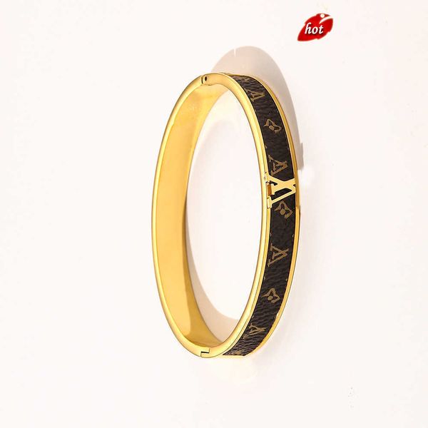 women branded bracelets bangle designers letter jewelry faux leather 18k gold plated stainless steel bracelet womens wedding jewelry gifts e, Black
women branded bracelets bangle designers letter jewelry faux leather 18k gold plated stainless steel bracelet womens wedding jewelry gifts e, Black