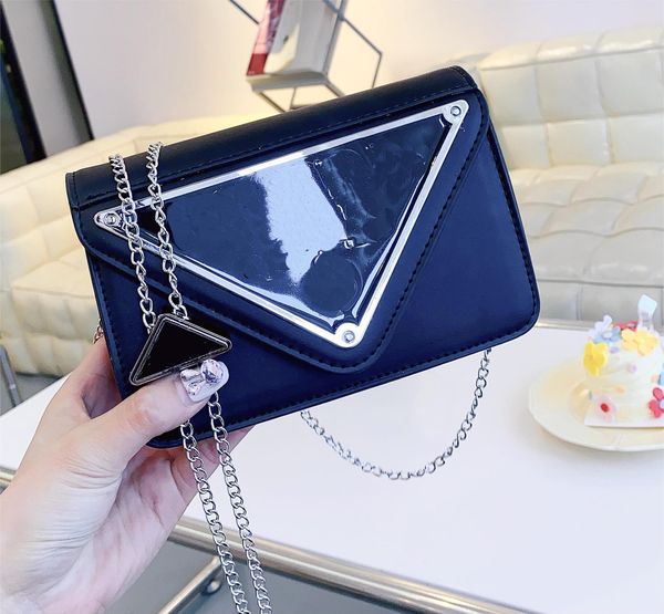 new fashion luxury chain shoulder bags mini crossbody bags for women vintage zipper handbags tote female flap purs
new fashion luxury chain shoulder bags mini crossbody bags for women vintage zipper handbags tote female flap purs