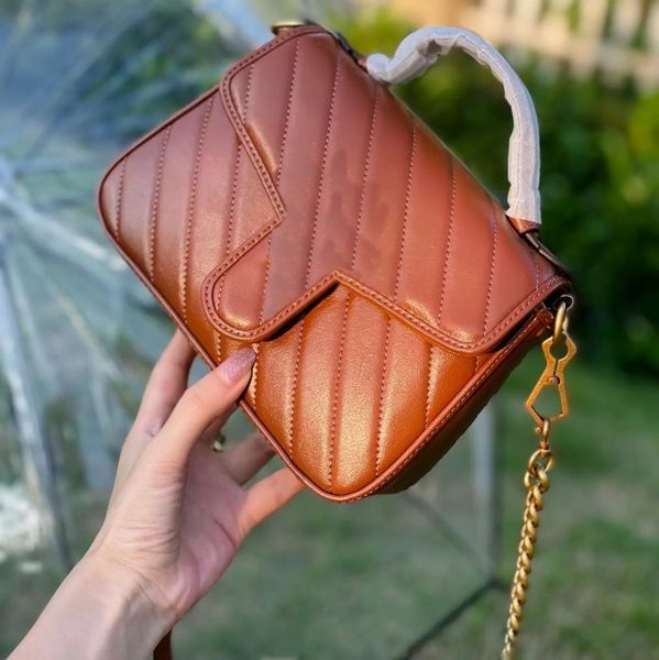 2023 shoulder chain cross body lady luxury designer bags fashion women camera handbag zipper card holder wallet young mini leather quality, Black;red
2023 shoulder chain cross body lady luxury designer bags fashion women camera handbag zipper card holder wallet young mini leather quality, Black;red