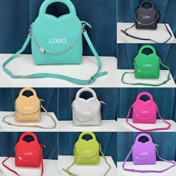 wholesale designer bags womens 2023 new popular letter tote bag fashion crossbody shoulder bag
wholesale designer bags womens 2023 new popular letter tote bag fashion crossbody shoulder bag