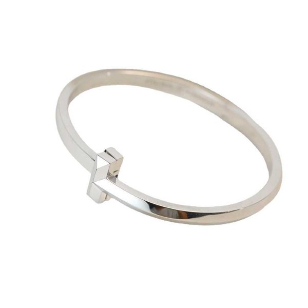 original v gold high edition double t letter clasp bracelet t1 wide version smooth yiyang qianxi same style kgmd, Black
original v gold high edition double t letter clasp bracelet t1 wide version smooth yiyang qianxi same style kgmd, Black