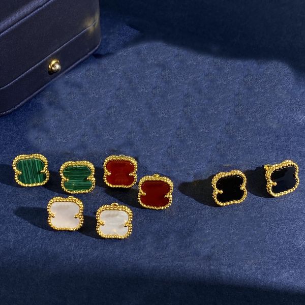 luxury brand clover stud earrings earring designer trends van stud woman fashion ear clip jewelry women cjeweler orecchini 890, Golden;silver
luxury brand clover stud earrings earring designer trends van stud woman fashion ear clip jewelry women cjeweler orecchini 890, Golden;silver