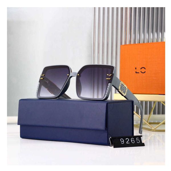 luxury brand designer sunglasses classic fashion trendy channel mens women's sunglass temperament summer travel polarized uv proof glas, White;black
luxury brand designer sunglasses classic fashion trendy channel mens women's sunglass temperament summer travel polarized uv proof glas, White;black