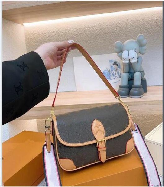 mini marmont shoulder bag designers bag women luxury messenger fashio coin purse handbags classic crossbody clutch pretty party bags rgt
mini marmont shoulder bag designers bag women luxury messenger fashio coin purse handbags classic crossbody clutch pretty party bags rgt
