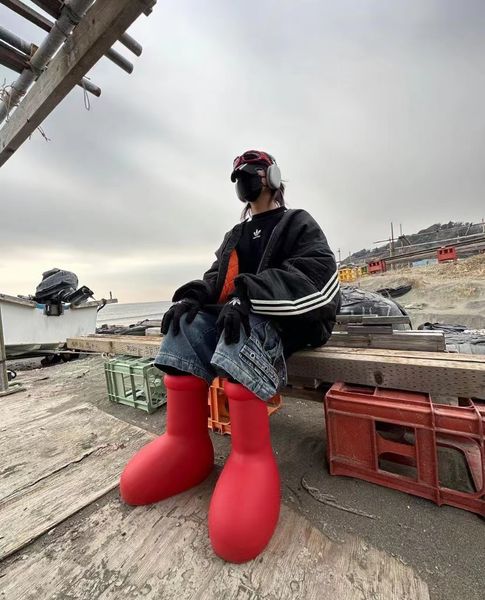 casual shoes mschf big red boots astro boy boot rainboots thick bottom rubber platform with logo shoes knee boots big size us13 boots for wo, Black
casual shoes mschf big red boots astro boy boot rainboots thick bottom rubber platform with logo shoes knee boots big size us13 boots for wo, Black
