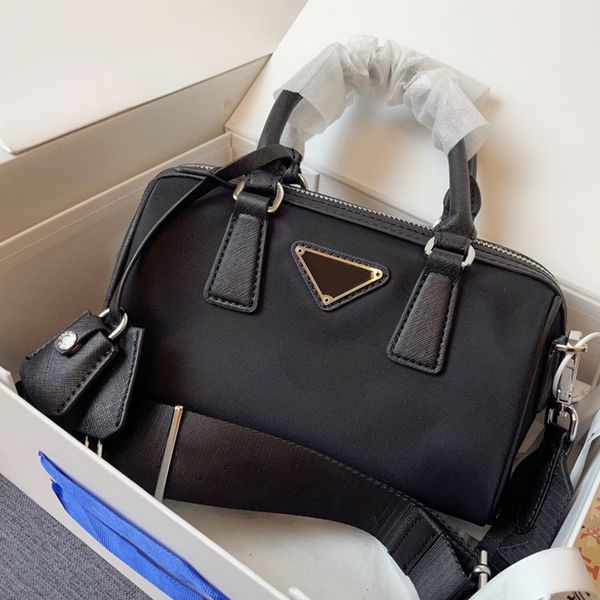 luxury designer bag women's fashion boston handbag fashion three in one handheld pillow bag cleo hobo purses nylon women's bag mes
luxury designer bag women's fashion boston handbag fashion three in one handheld pillow bag cleo hobo purses nylon women's bag mes