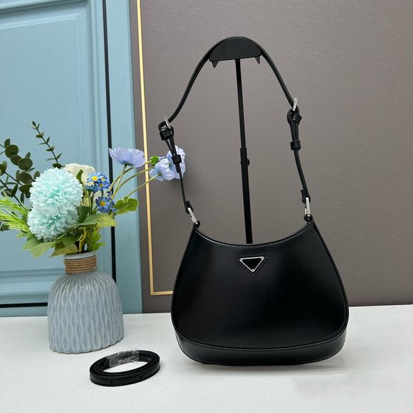 2023 one shoulder bag women's crossbody bag using bright face cowhide 2 straps exchangeable fashion handbag capacity enough
2023 one shoulder bag women's crossbody bag using bright face cowhide 2 straps exchangeable fashion handbag capacity enough