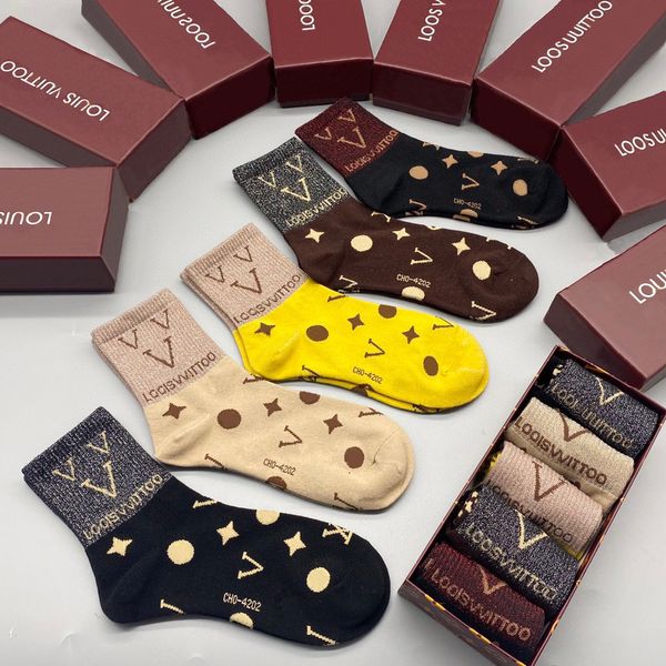 2023 mens womens socks designer five pair luxe sports winter mesh letter printed sock embroidery cotton man woman with box n3, Black
2023 mens womens socks designer five pair luxe sports winter mesh letter printed sock embroidery cotton man woman with box n3, Black