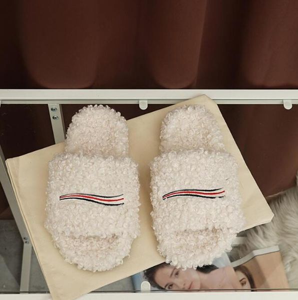 designer paris slippers sandals women's city fur slipway fake shearling letters embroidered regenerated fur luxurys flat bottom winter, Black
designer paris slippers sandals women's city fur slipway fake shearling letters embroidered regenerated fur luxurys flat bottom winter, Black