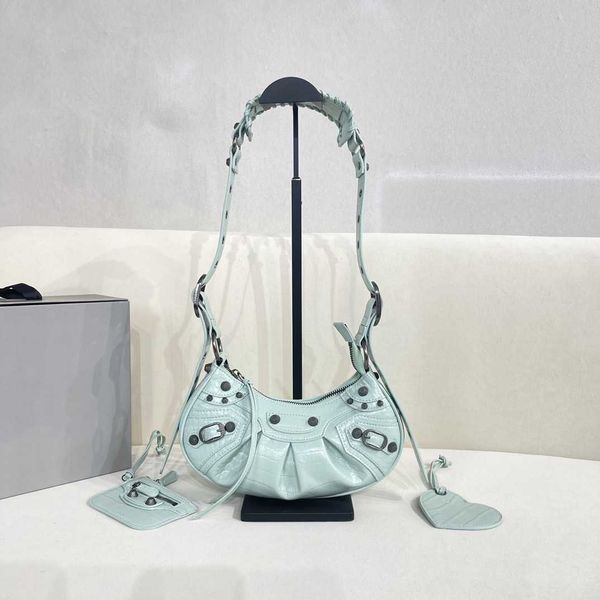 woman's luxury designer bags handbag motorcycle bag serie shoulder crossbody bags tote fashion texture portable locomotive bag crescent
woman's luxury designer bags handbag motorcycle bag serie shoulder crossbody bags tote fashion texture portable locomotive bag crescent