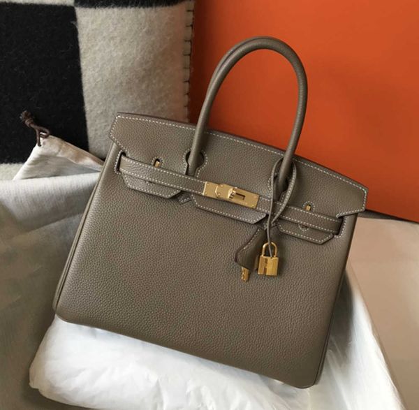 totes 7a bag women purse designer tote bags handmade luxurys handbags classic fashion togo leather wallet sac de luxe femme
totes 7a bag women purse designer tote bags handmade luxurys handbags classic fashion togo leather wallet sac de luxe femme