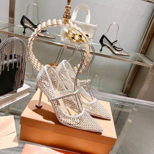 miu designer of shallow ladies' casual shoes italian spring and autumn high heels classic fashion women's black high heels special
miu designer of shallow ladies' casual shoes italian spring and autumn high heels classic fashion women's black high heels special