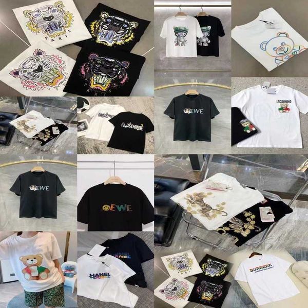 luxury designer's new men's women's short sleeved sportswear set shirt printed t-shirt couples half original and short sleeve, White
luxury designer's new men's women's short sleeved sportswear set shirt printed t-shirt couples half original and short sleeve, White