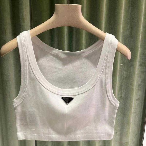 luxury designer's new men's and women's short sleeved sportswear set shirt family simple white strap tank women 2023 summer n
luxury designer's new men's and women's short sleeved sportswear set shirt family simple white strap tank women 2023 summer n