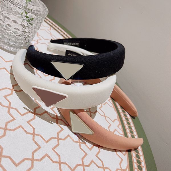fashion simple style letter designer inverted triangle headbands pure color hair bands for girl gift brand elastic letter headband head wrap, Silver
fashion simple style letter designer inverted triangle headbands pure color hair bands for girl gift brand elastic letter headband head wrap, Silver